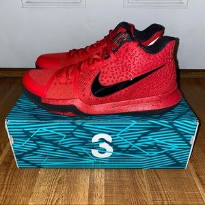 Nike Kyrie 3 “Candy Apple” (EXCELLENT CONDITION)